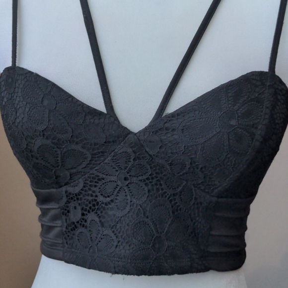 Lace Crop Top - Picture 1 of 12